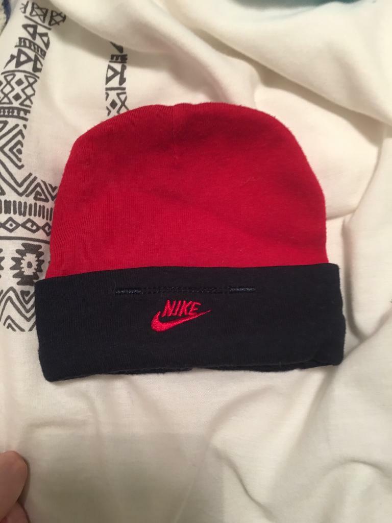 newborn nike hat